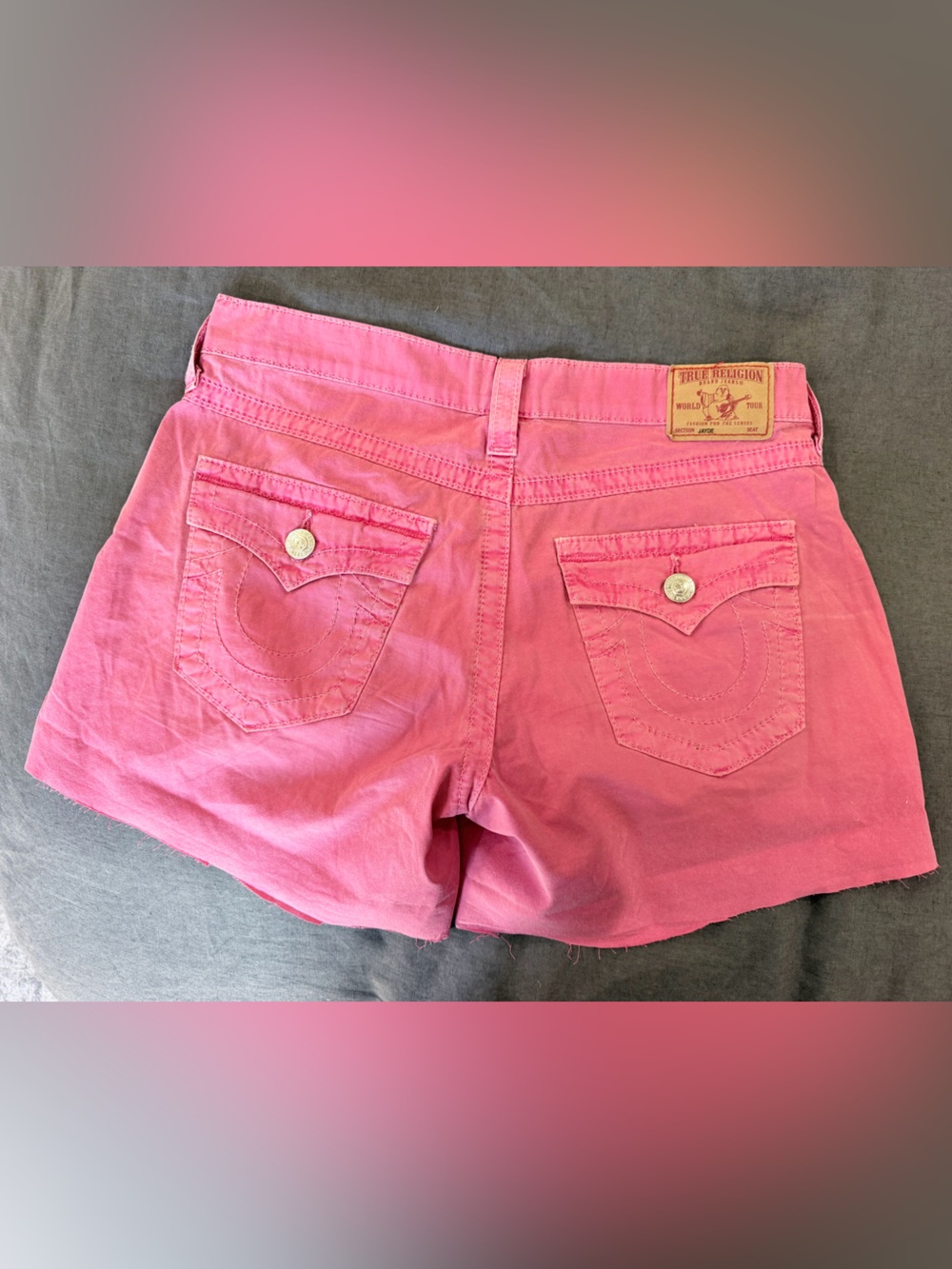 True Religion Pink Women's Denim cut off Shorts size 27. Style “Jayde”.